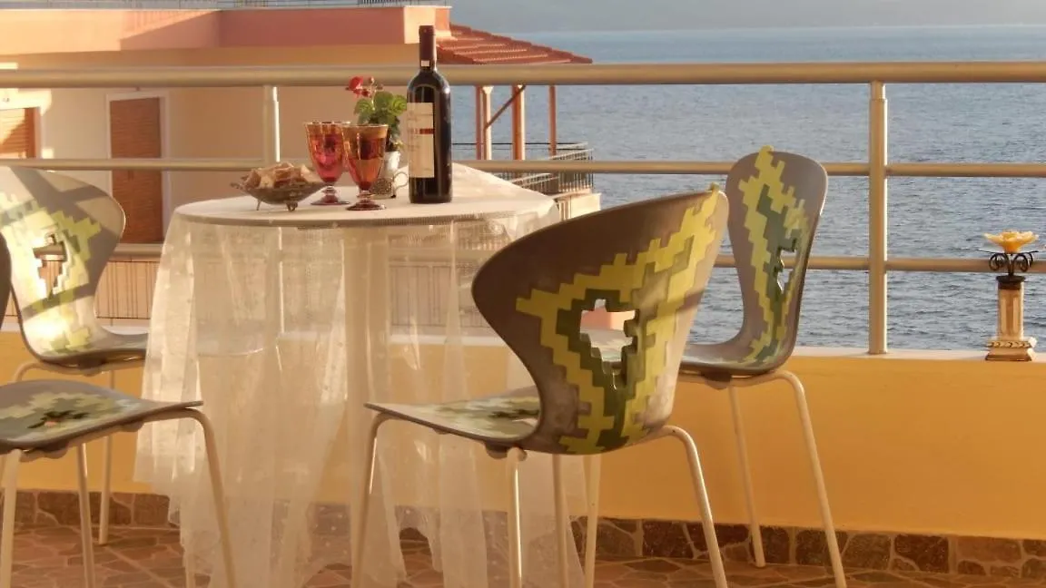 Evans Apartment Sarande 0*,  Albania